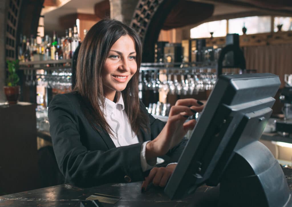 Best POS Systems for Full-Service Restaurants | SynergySuite